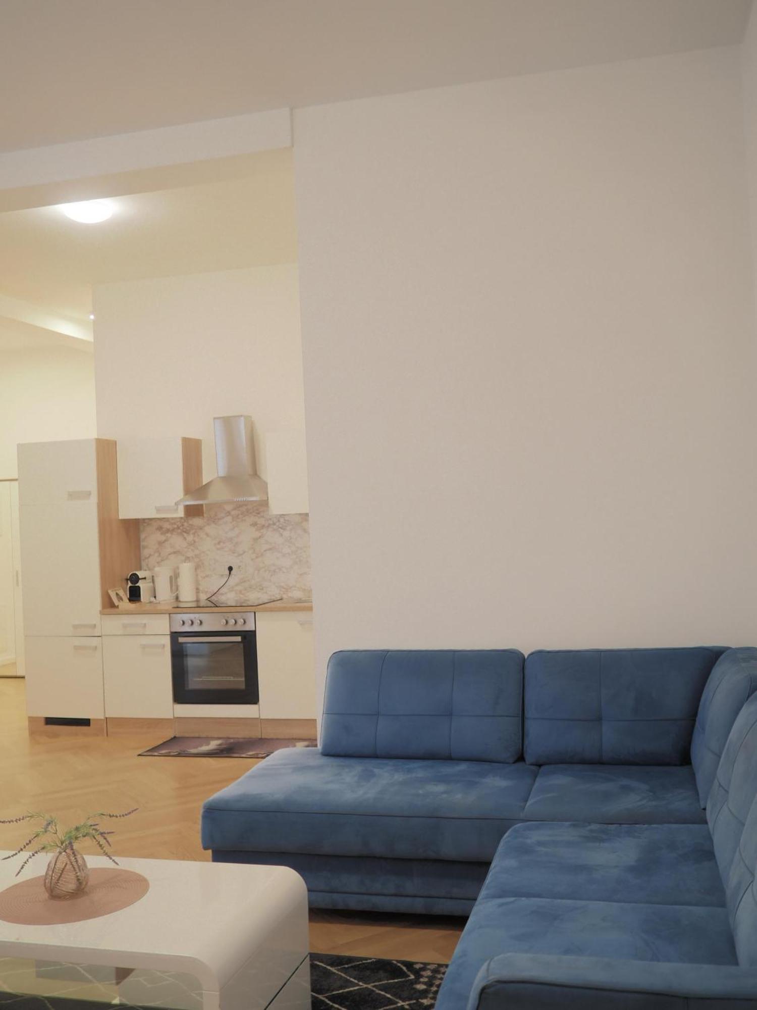 Home Sweet Home - Vienna Central מראה חיצוני תמונה
