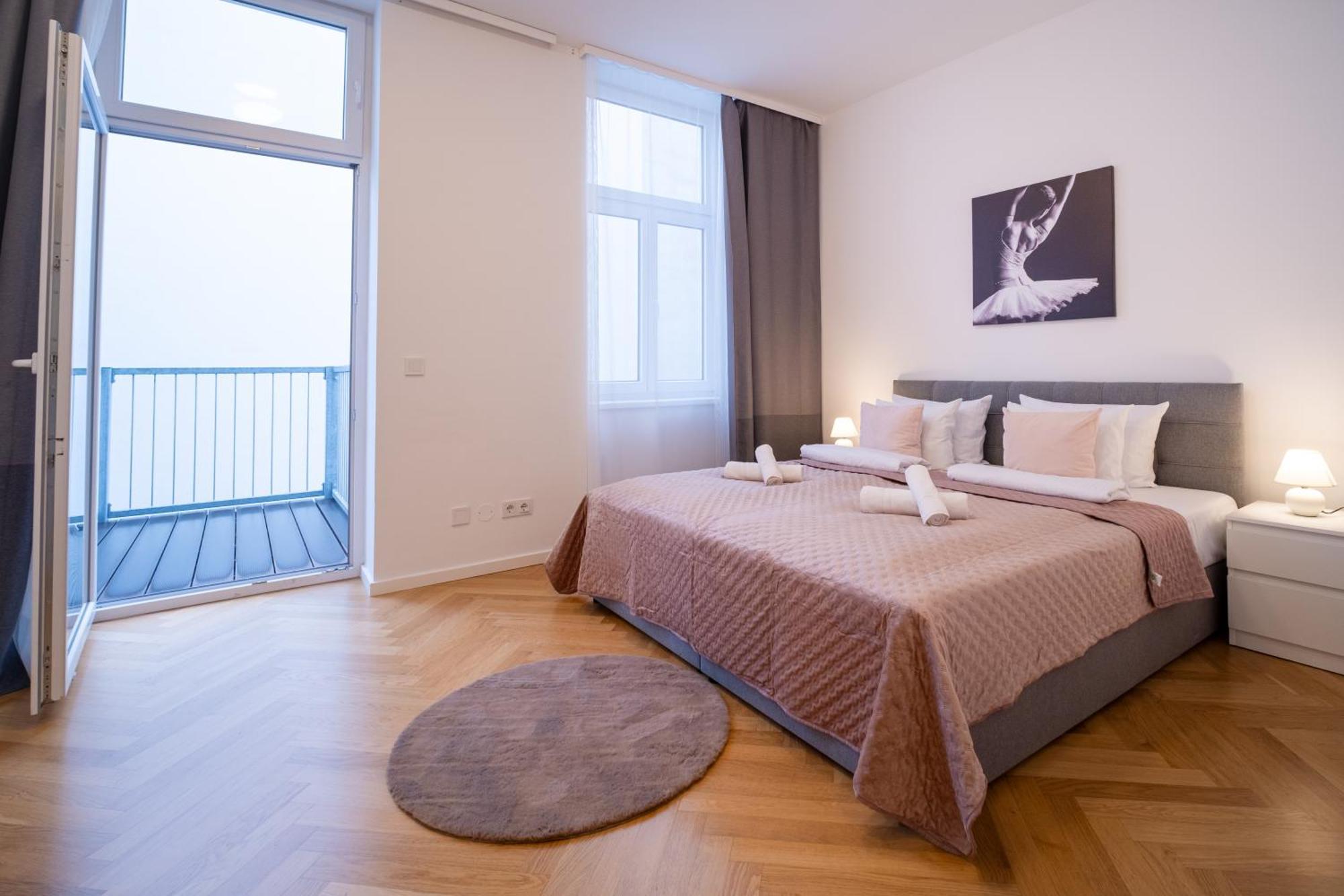 Home Sweet Home - Vienna Central מראה חיצוני תמונה